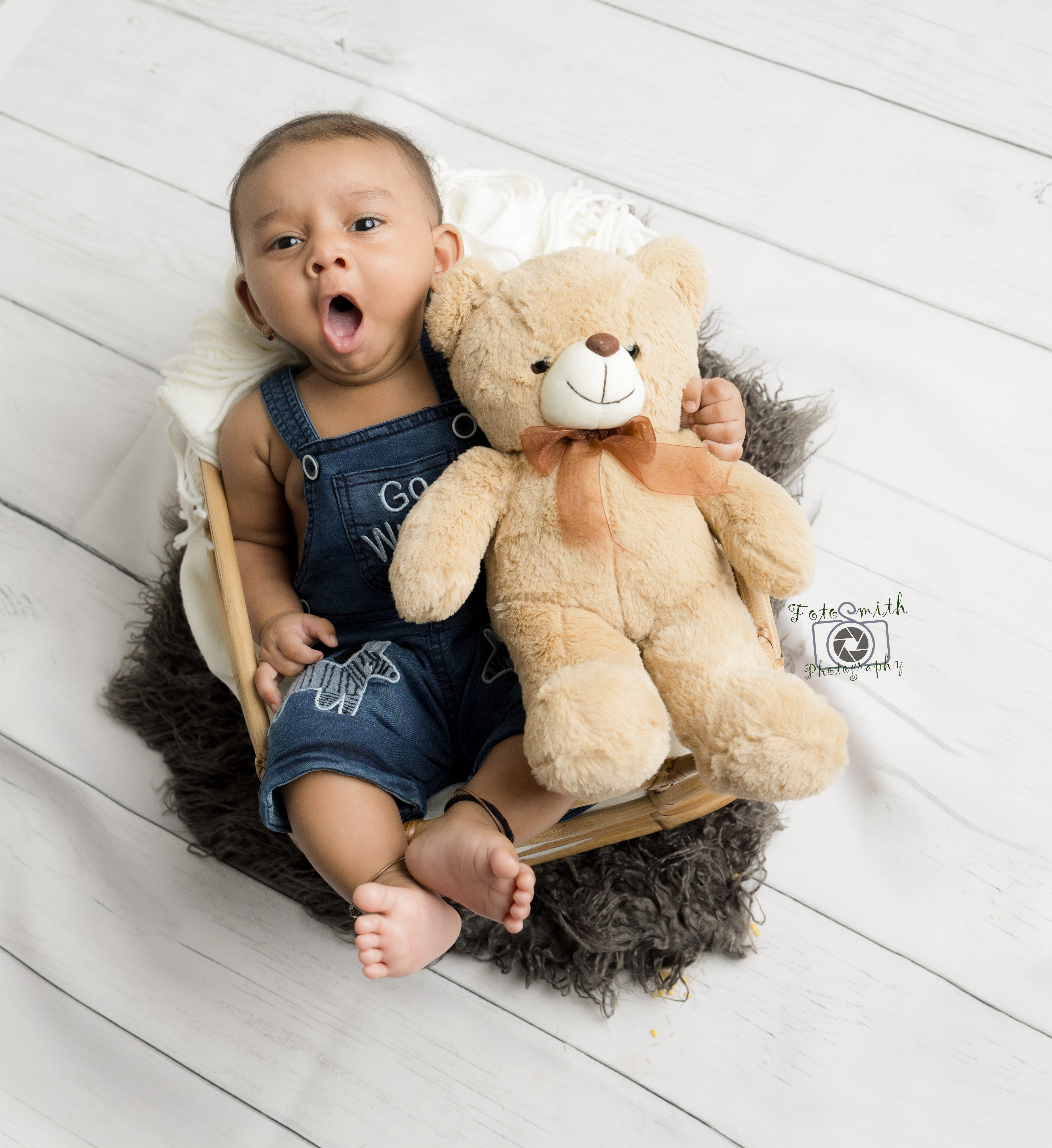 Newborn baby photo 11