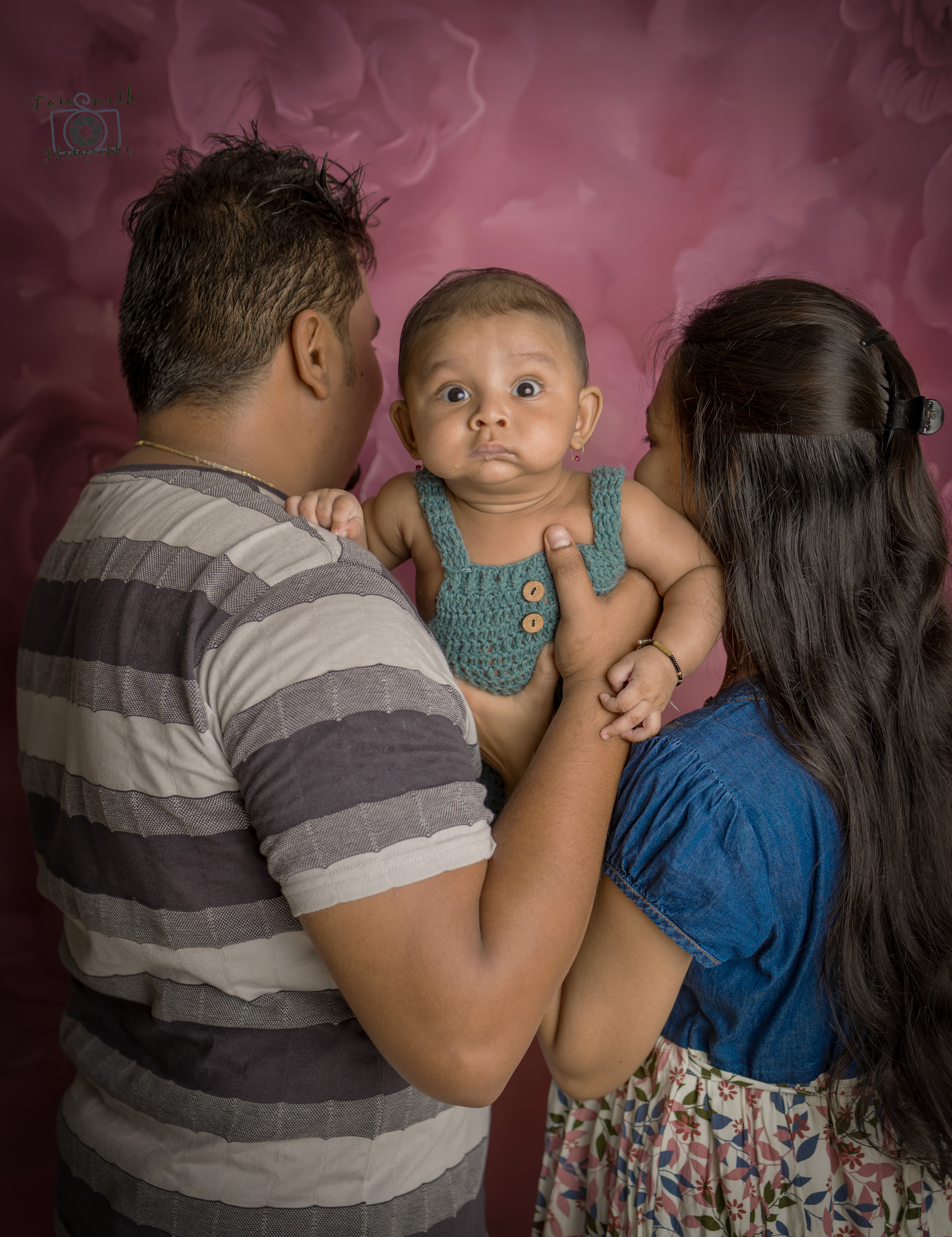 Newborn baby photo 11